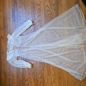 Vintage-Replica Nightgown Cover Robe Peignoir Lace and White Sheer Small